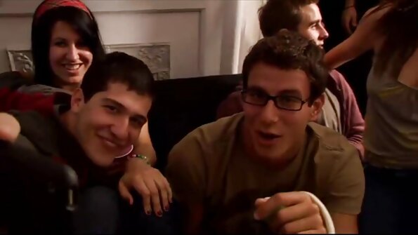 Fuskande hemmafru jävlas med makens egen bror