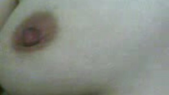 En härlig babe med stora tuttar är inne på mycket hardcore sex