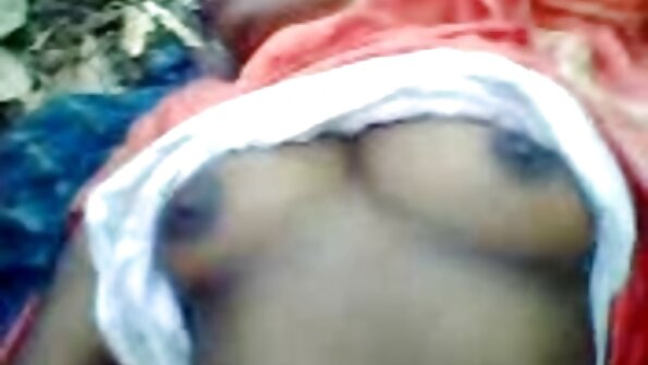 En tranny får sin kuk inuti en skallig snubbe som älskar kuk