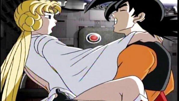 Skallig kille knullar blond college tjej i hennes gamla styvpappas närvaro