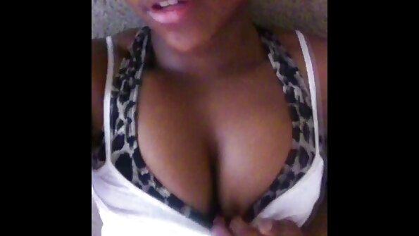 Brunett babe får sin trimmade fitta slagen av styvbror