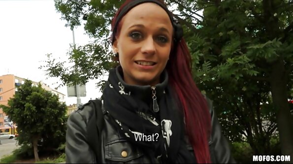 Abella Danger knullar rakad huvud lesbisk Riley Nixon