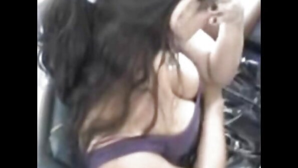 Bedårande brunett tjej Kyouko Maki har en otäck oralsex session