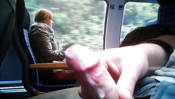 Bystig student Cassidy Banks jävla i biblioteket